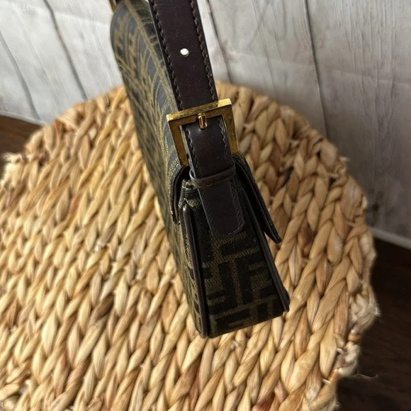 Black and Brown Shoulder Bag Great Condition - Picture 4 of 11